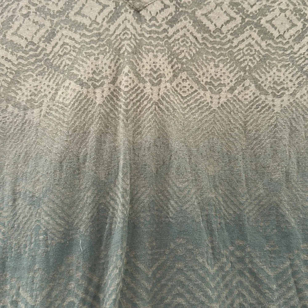 Athleta Long sleeve hoodie in green ombré - Picture 4 of 8